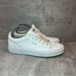 Vans Chima Ferguson Leather Sneakers Womens sz 8 - white